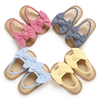 Сандалии с бантиком для маленьких девочек 0-18 месяцев; Летние модельные туфли принцессы на плоской мягкой подошве; Нескользящая обувь для первых ходоков;