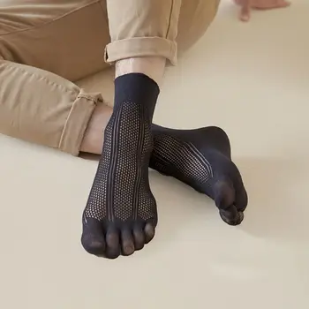 Впитывающие пот с раздвоенным носком, Эластичные Спортивные Летние Мужские носки для фитнеса, Сетчатые носки, Бархатные носки, Чулочно-носочные изделия на пять пальцев